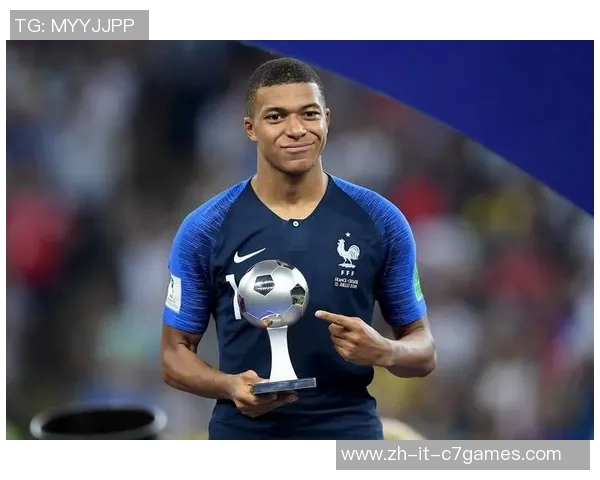 姆巴佩崛起引领新一代足球风潮成就全球足坛新传奇